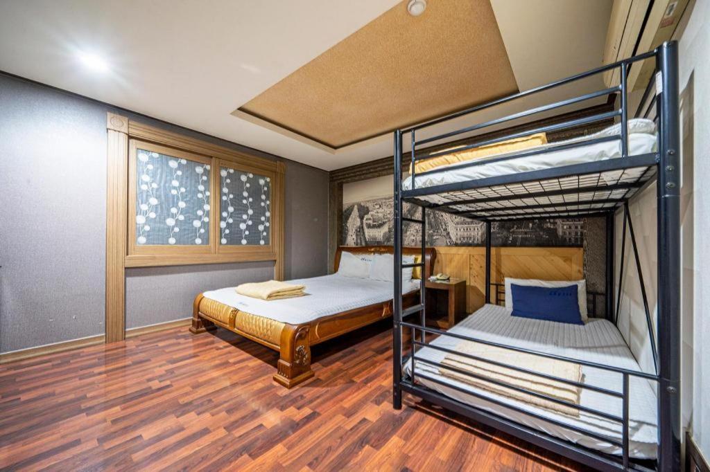 Sky Hotel チャングウォン エクステリア 写真