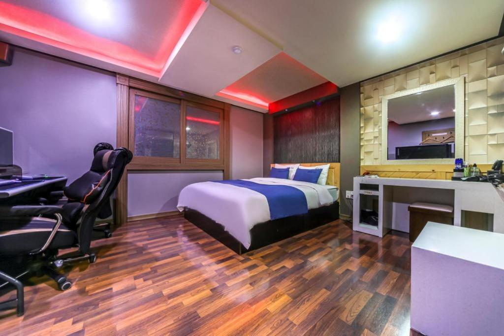 Sky Hotel チャングウォン エクステリア 写真