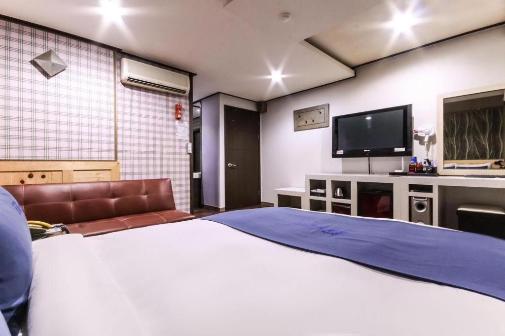 Sky Hotel チャングウォン エクステリア 写真