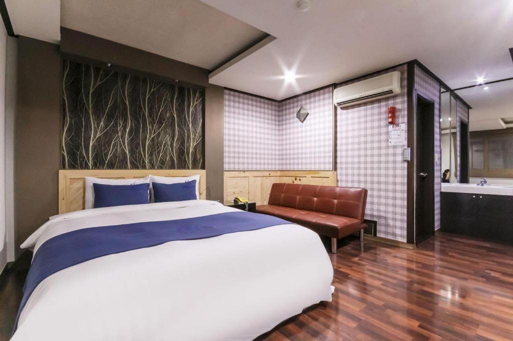 Sky Hotel チャングウォン エクステリア 写真