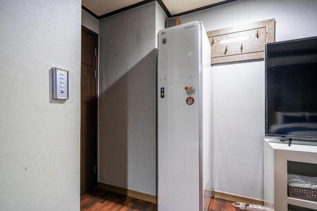 Sky Hotel チャングウォン エクステリア 写真